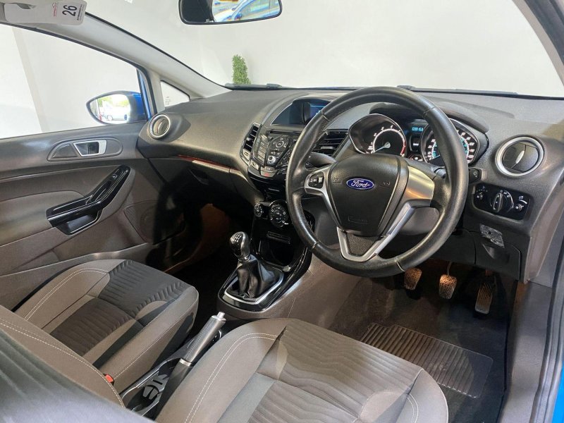 FORD FIESTA