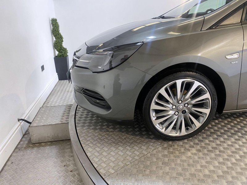 VAUXHALL ASTRA