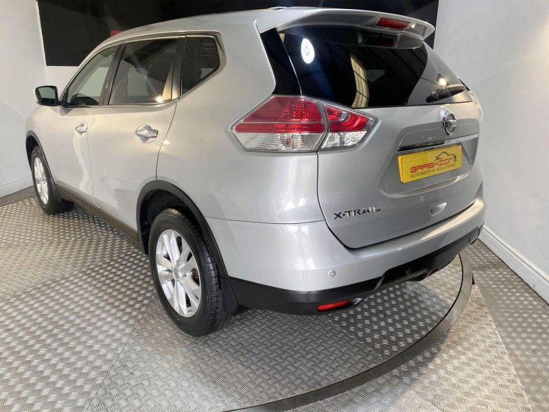 NISSAN X-TRAIL