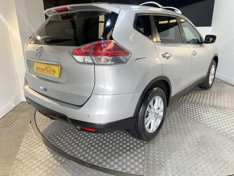 NISSAN X-TRAIL
