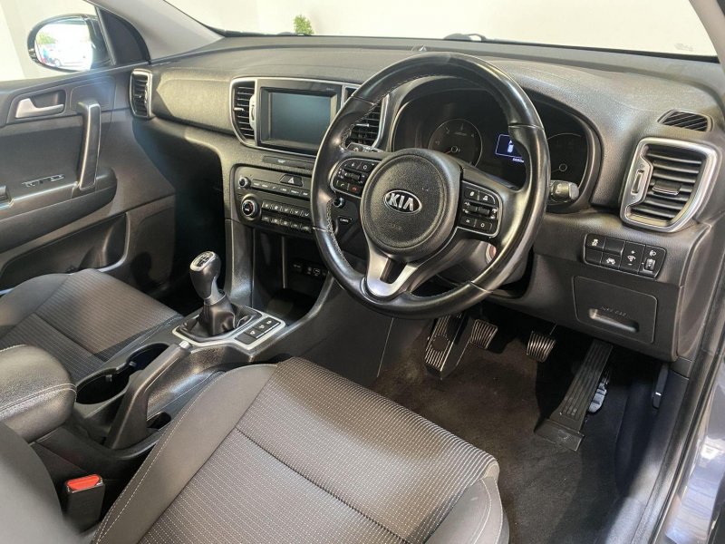 KIA SPORTAGE